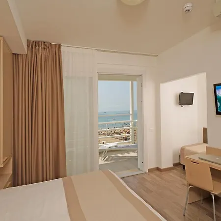 A Frontemare Hotel 3*